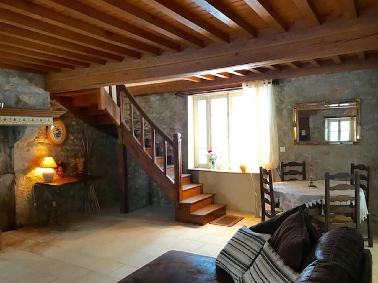 Morvan La Pastourelle Quarre-les-Tombes Exterior photo